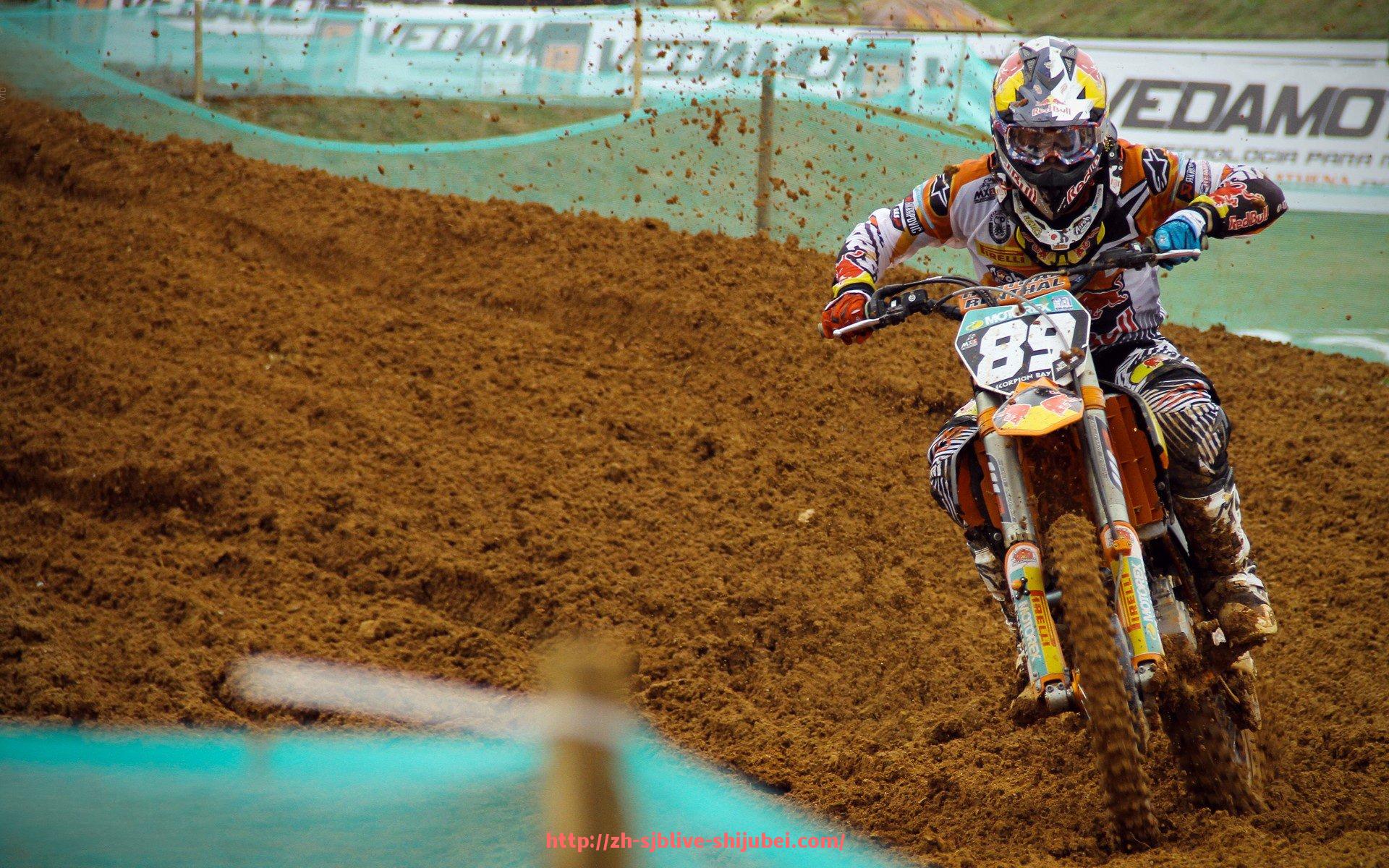 世俱杯直播-世俱杯赛事规则演变历史及对现代比赛风格的影响